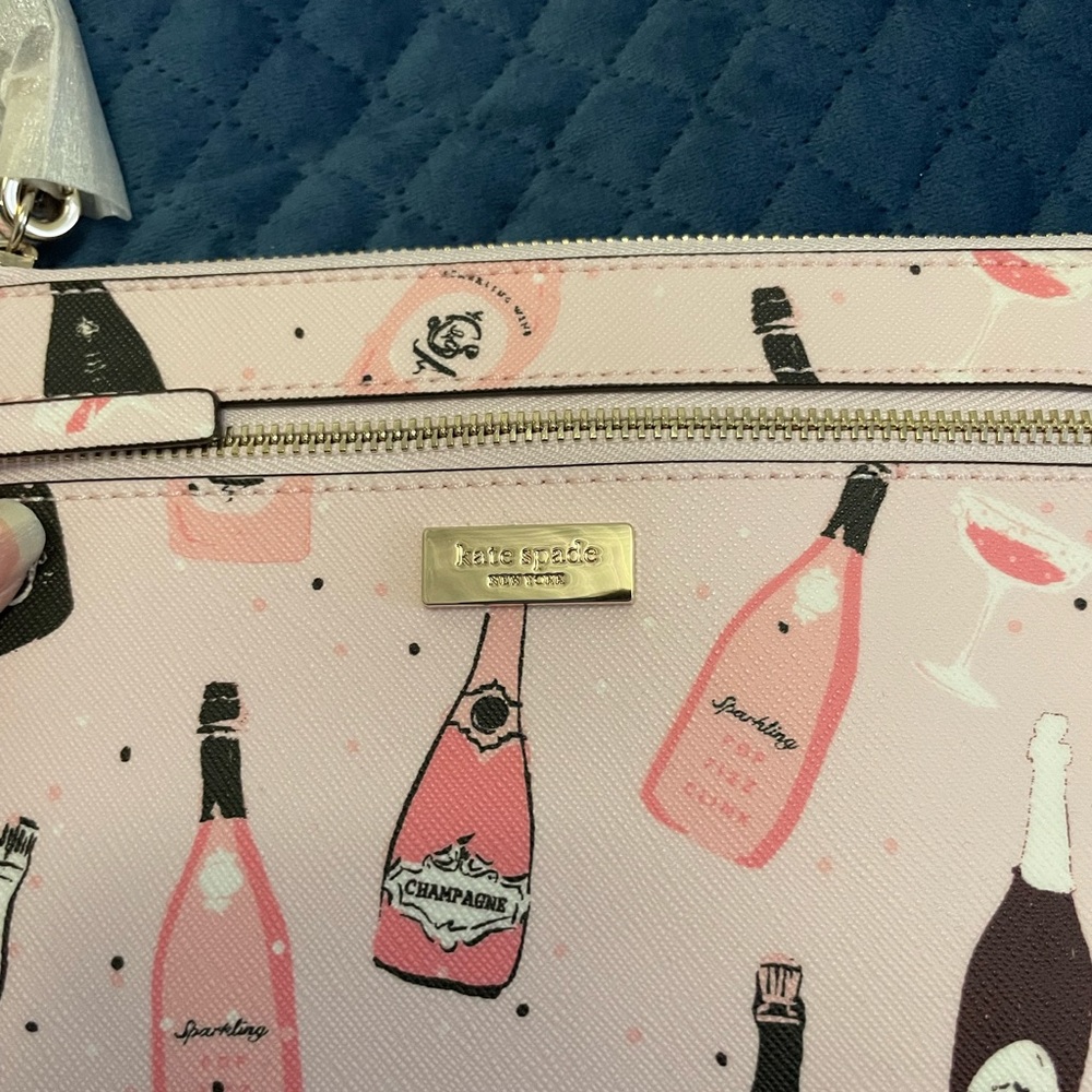 Kate Spade Wristlet - Picture 2 of 5